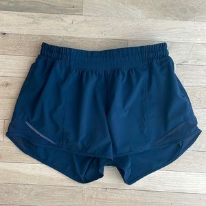 Lululemon hotty hot shorts 4 inch